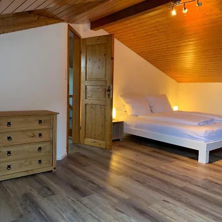 Stadtvilla Mit Pool Διαμέρισμα *