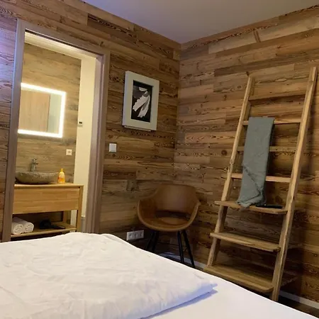 Stadtvilla Mit Pool *