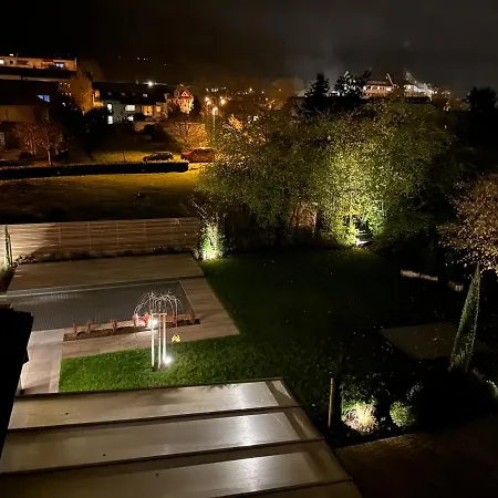 Stadtvilla Mit Pool *