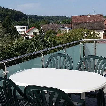 Stadtvilla Mit Pool Apartment