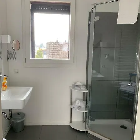 Stadtvilla Mit Pool